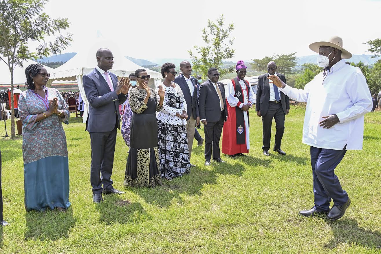 Museveni Pledges to Improve Isingiro-Rakai Road and Health Services